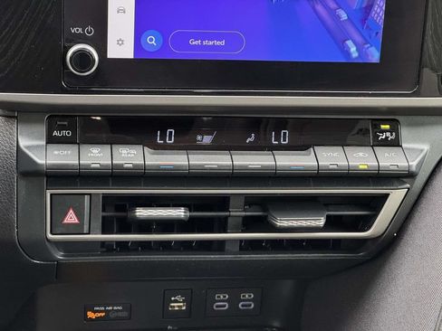 Used 2026 Toyota Camry LE FWD image 5