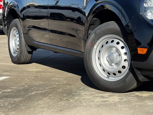 New 2026 Ford Maverick XL image 3