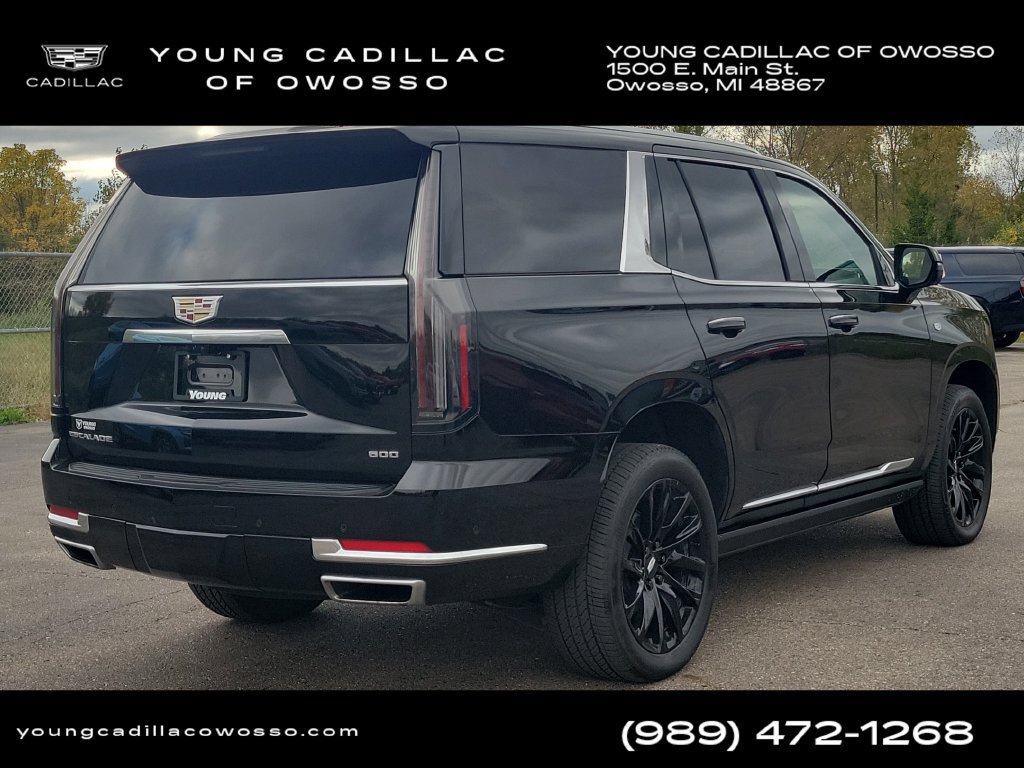 Used 2025 Cadillac Escalade Premium Luxury AWD/4WD image 3