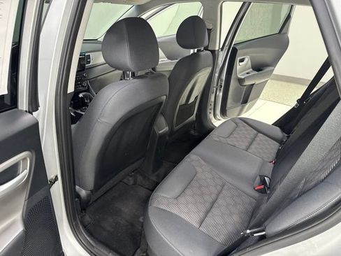 Used 2018 Kia Niro FE FWD image 23
