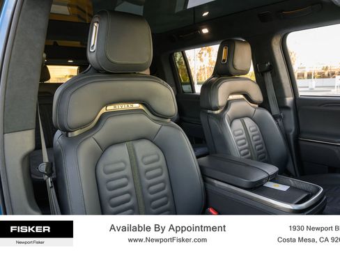 Used 2023 Rivian R1S Adventure image 39