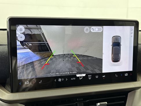 New 2026 Ford Explorer Active RWD image 19