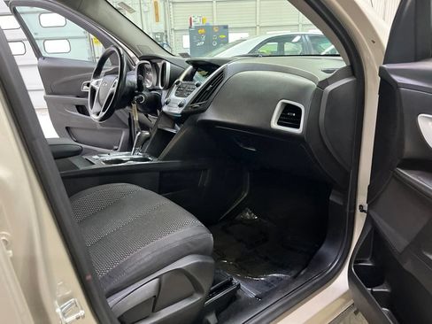 Used 2016 Chevrolet Equinox LT w/ Convenience Package FWD image 31