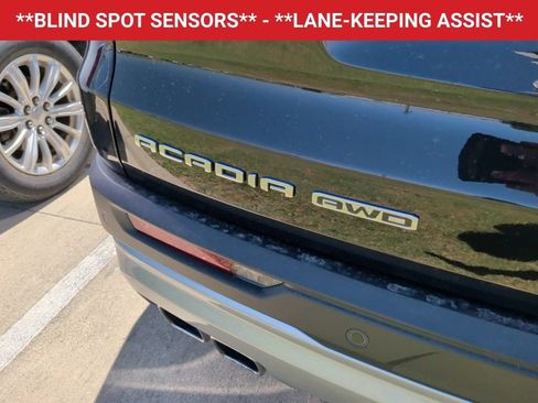 Used 2024 GMC Acadia Elevation AWD/4WD image 10