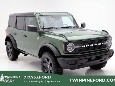 New 2025 Ford Bronco Big Bend w/ Black Appearance Package image 1