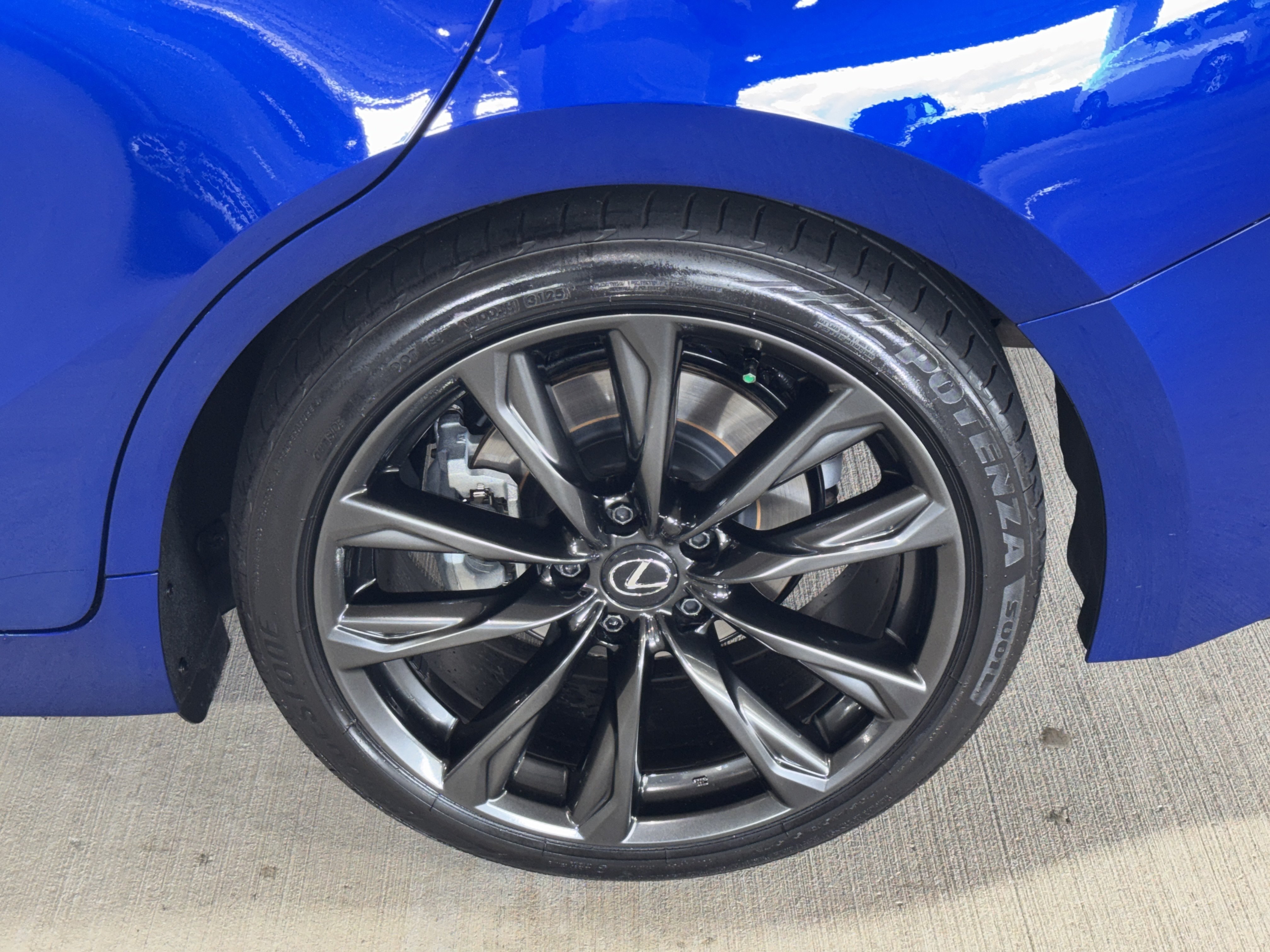 Used 2025 Lexus IS 350 F Sport RWD image 36