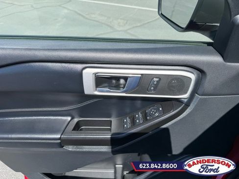 Used 2020 Ford Explorer XLT w/ Equipment Group 202A RWD image 11