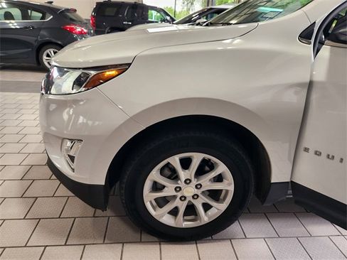 Used 2019 Chevrolet Equinox LT FWD image 7