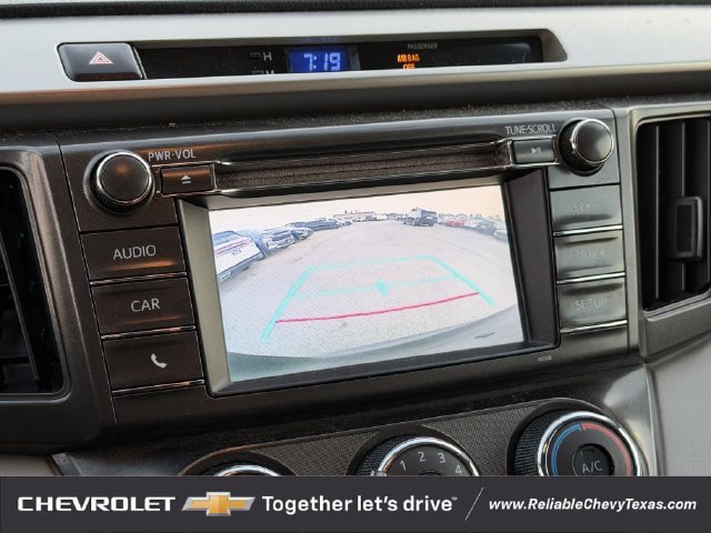 Used 2015 Toyota RAV4 LE FWD image 22