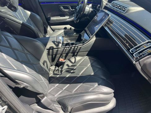 Used 2024 Mercedes-Benz Maybach S 680 4MATIC image 23