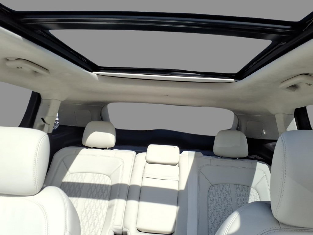 Certified 2023 Lincoln Nautilus Black Label AWD/4WD image 6