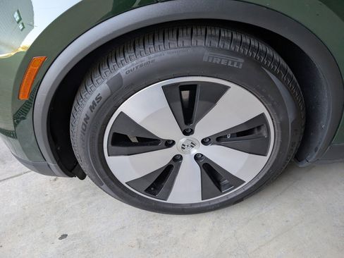 Used 2025 Porsche Macan Electric image 14