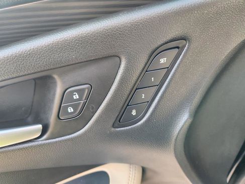 Used 2020 Buick Envision Essence image 28