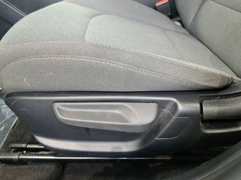 Used 2025 Kia K4 FWD image 24