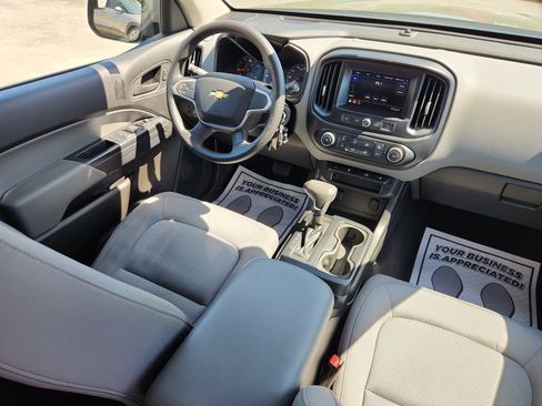 Used 2020 Chevrolet Colorado W/T w/ WT Convenience Package AWD/4WD image 29
