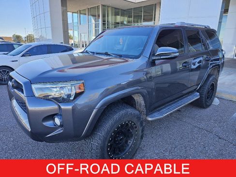 Used 2018 Toyota 4Runner SR5 Premium image 1