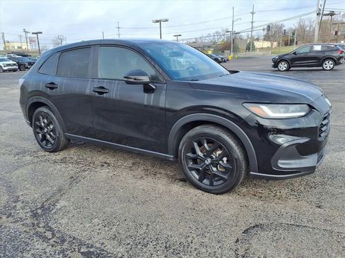 Used 2025 Honda HR-V Sport image 6