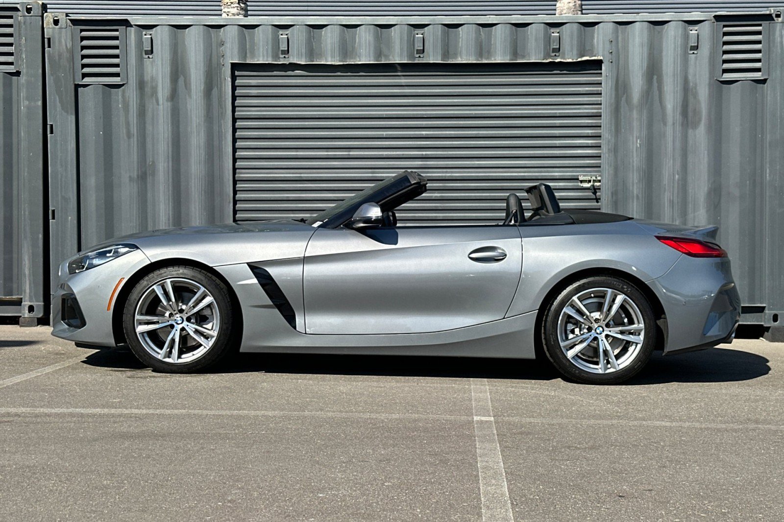 Used 2026 BMW Z4 sDrive30i RWD image 2