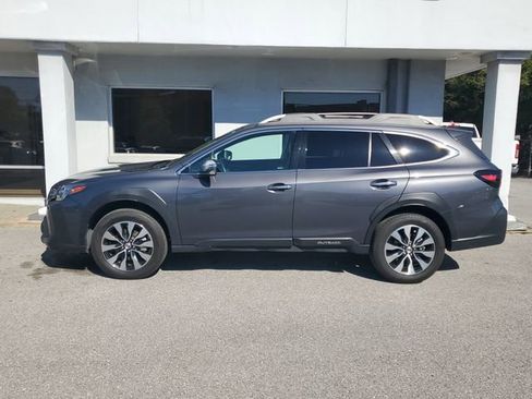 Used 2024 Subaru Outback Touring XT image 12