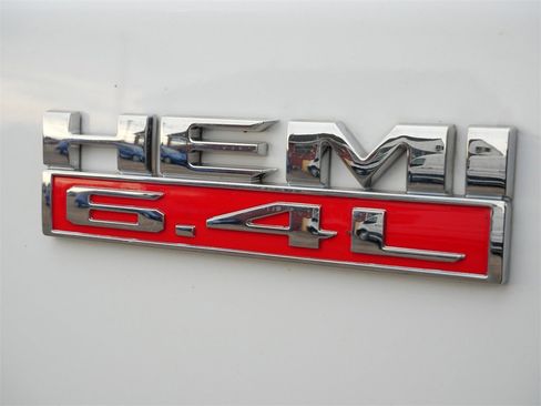 Used 2020 RAM 2500 Tradesman image 11