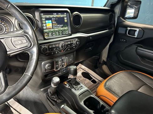 Used 2022 Jeep Gladiator Sport AWD/4WD image 28