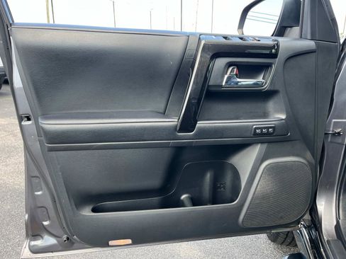 Used 2021 Toyota 4Runner Nightshade image 12