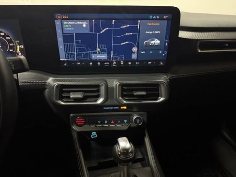 Used 2024 Ford Mustang GT Premium image 19