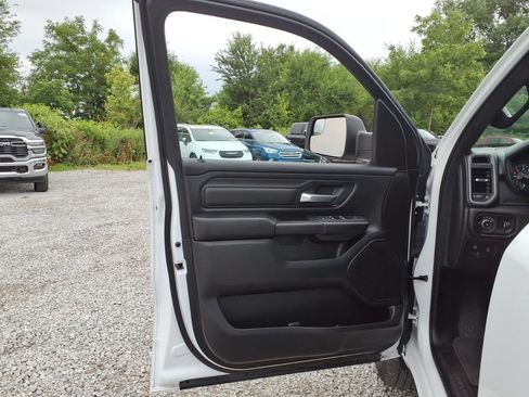 Used 2025 RAM 1500 Tradesman AWD/4WD image 18