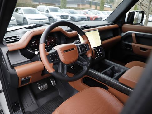 New 2026 Land Rover Defender 110 OCTA AWD/4WD image 21