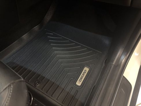 Used 2024 Kia Seltos SX image 39