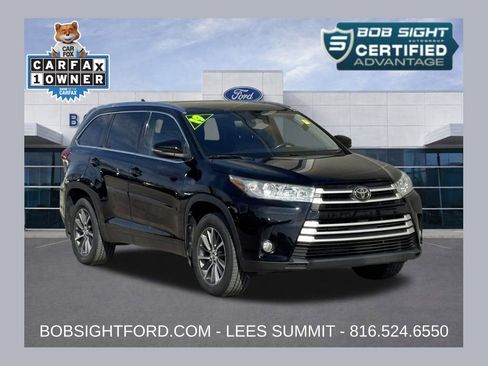 Used 2019 Toyota Highlander XLE image 1