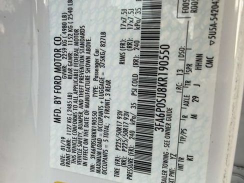 Used 2019 Ford Fusion Energi Titanium FWD image 14