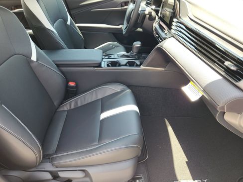 New 2026 Toyota Camry SE w/ Convenience Package FWD image 15