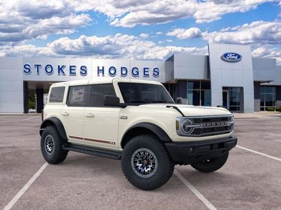 New 2026 Ford Bronco Outer Banks w/ Sasquatch Package