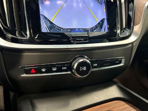 Certified 2023 Volvo S60 B5 Plus w/ Climate Package AWD/4WD image 17