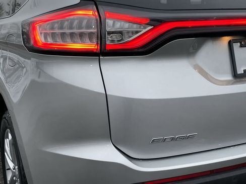 Used 2018 Ford Edge Titanium w/ Equipment Group 301A image 40