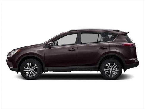 Used 2018 Toyota RAV4 LE w/ All Weather Liner Package AWD/4WD image 25