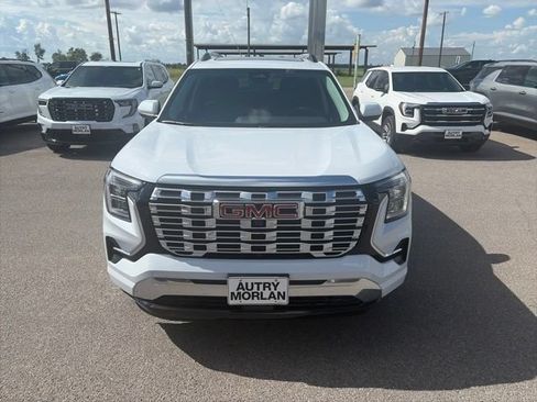 New 2027 GMC Terrain Denali w/ LPO, Floor Liner Package AWD/4WD image 9