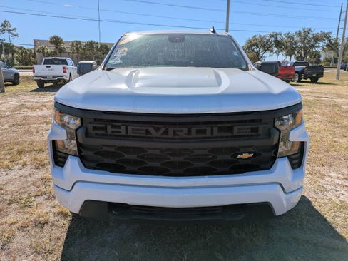 Used 2022 Chevrolet Silverado 1500 Custom RWD image 9