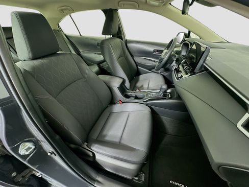 Used 2023 Toyota Corolla LE w/ Carpet Mat Package (TMS) FWD image 28