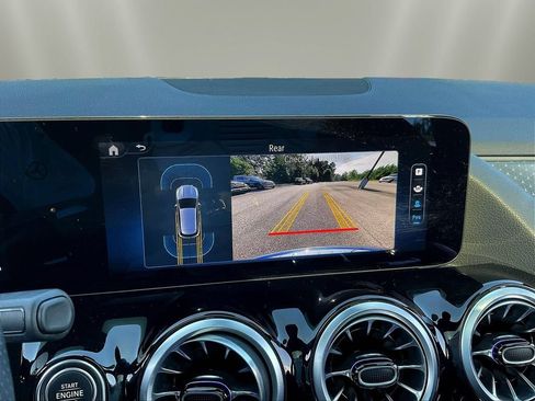 Certified 2025 Mercedes-Benz GLA 250 image 16