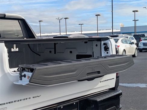 New 2026 GMC Sierra EV Elevation image 14