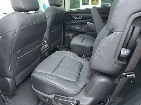 New 2026 Subaru Ascent Limited image 15