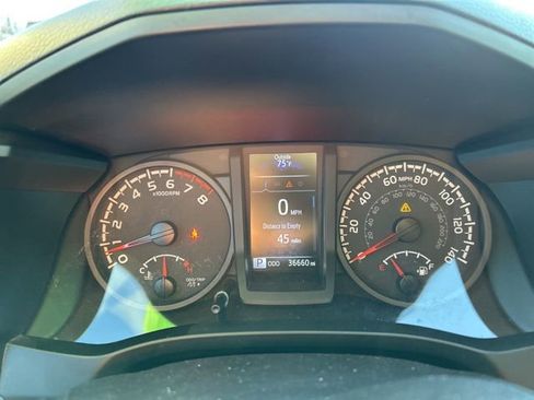 Used 2023 Toyota Tacoma SR image 12