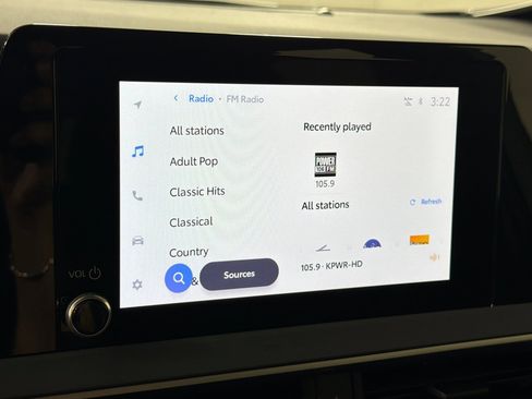 Used 2026 Toyota Prius Plug-In Hybrid image 17