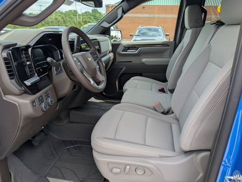 New 2025 Chevrolet Silverado 1500 LT w/ Safety Package image 14