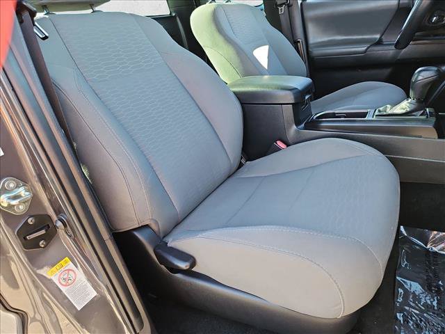 Used 2018 Toyota Tacoma SR RWD image 17