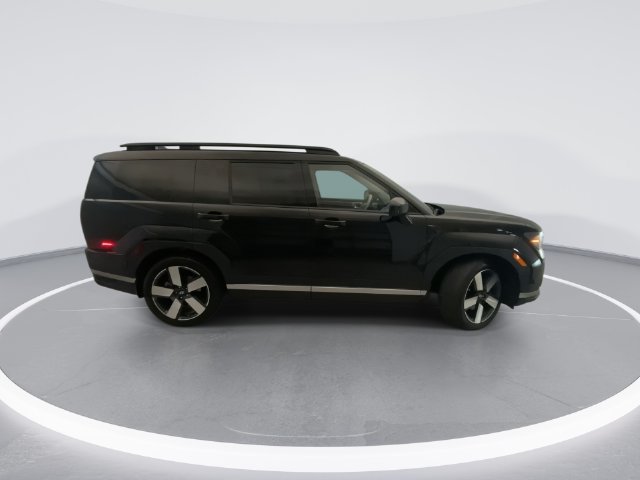 Used 2024 Hyundai Santa Fe Limited FWD image 5