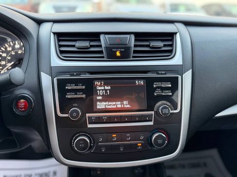Used 2017 Nissan Altima 2.5 SR image 33