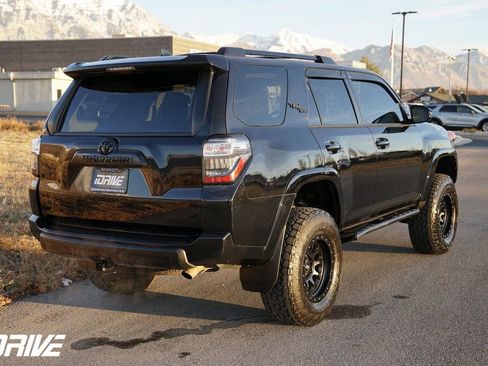Used 2022 Toyota 4Runner TRD Off-Road Premium w/ Moonroof Package image 11
